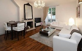 Royal Versailles Dolcevita St Louis